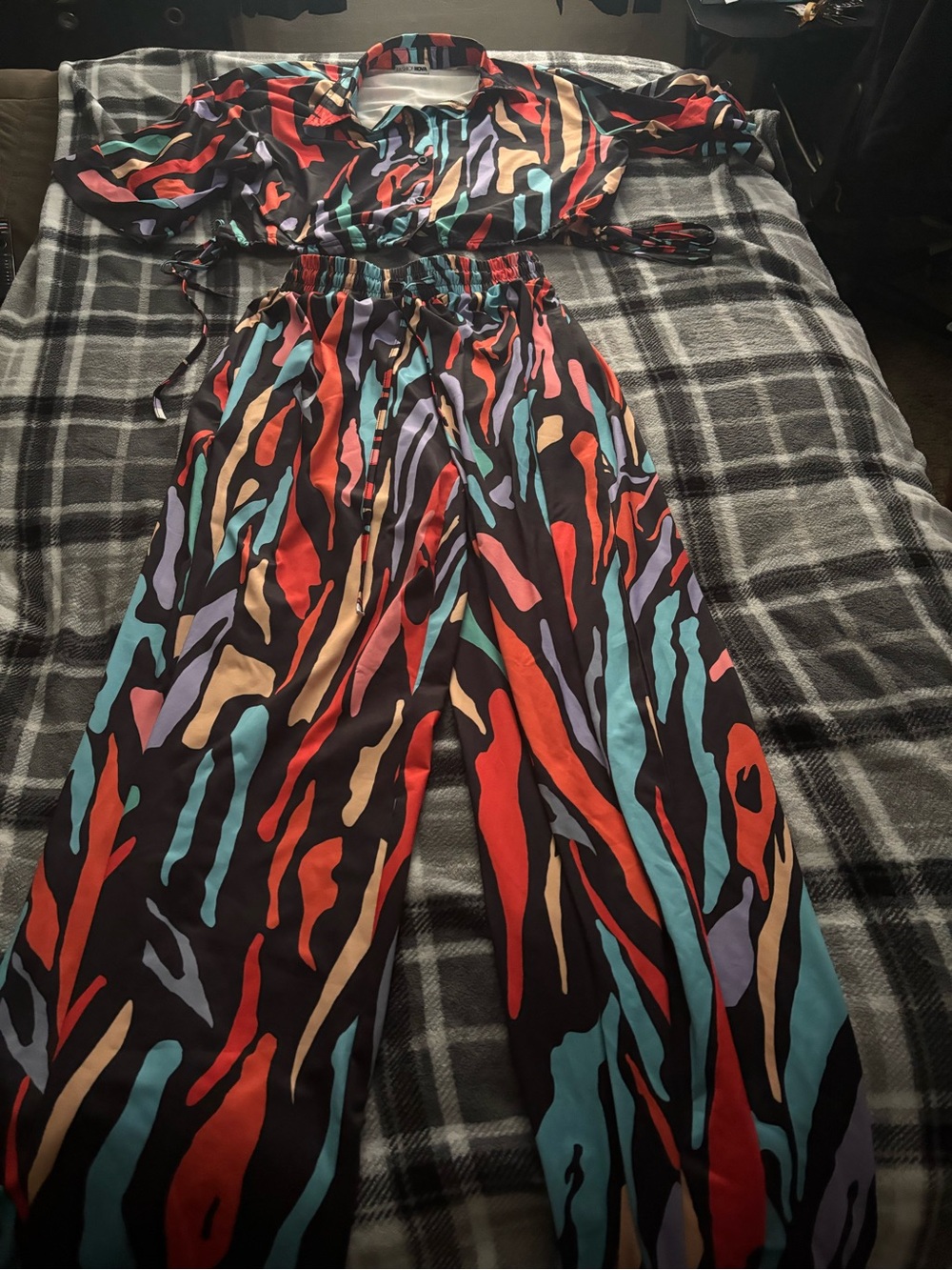 Abstract Stripe Wide-Leg Pants - Black Multicolor - Picture 3 of 5
